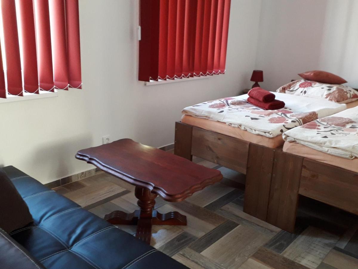 Šenk U Kovárny Marianske Lazne Exterior foto