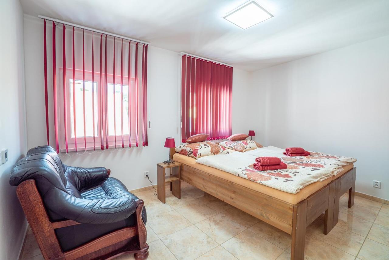 Šenk U Kovárny Marianske Lazne Exterior foto